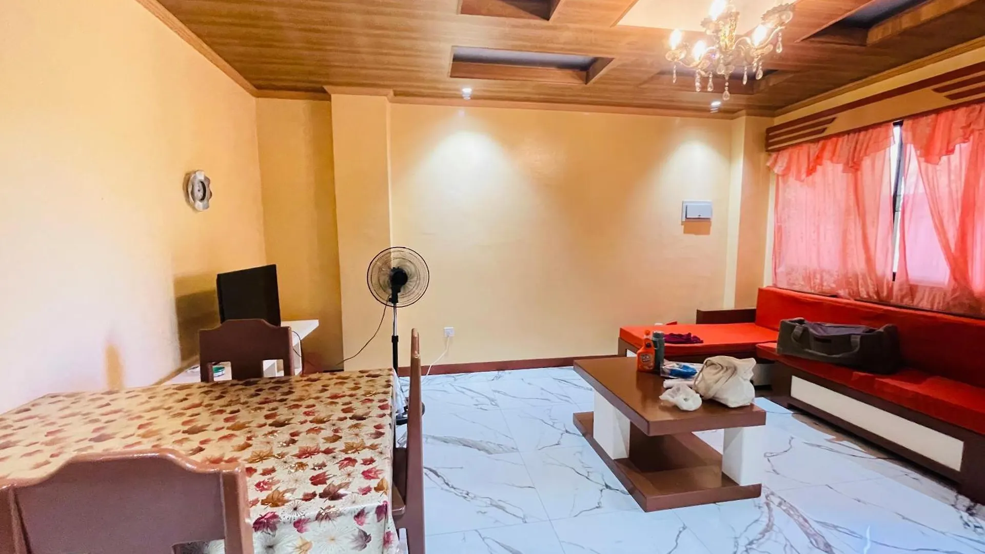 J Apartment Dauis